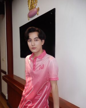 Ingkarat Damrongsakkul Instagram - นิสิตเสื้อกีฬาอีกเช่นเคย