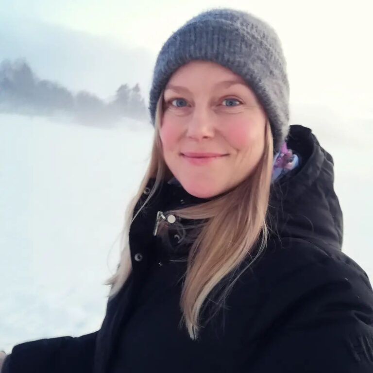 Actress Ingrid Bolsø Berdal HD Instagram Photos and Wallpapers June 2022