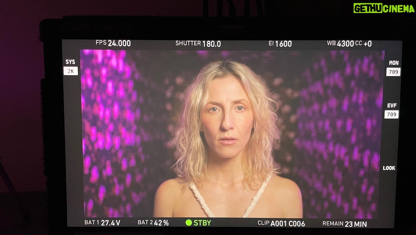 Ingrid St-Pierre - 318 Likes - ✨ souvenirs de tournage✨ 🤍