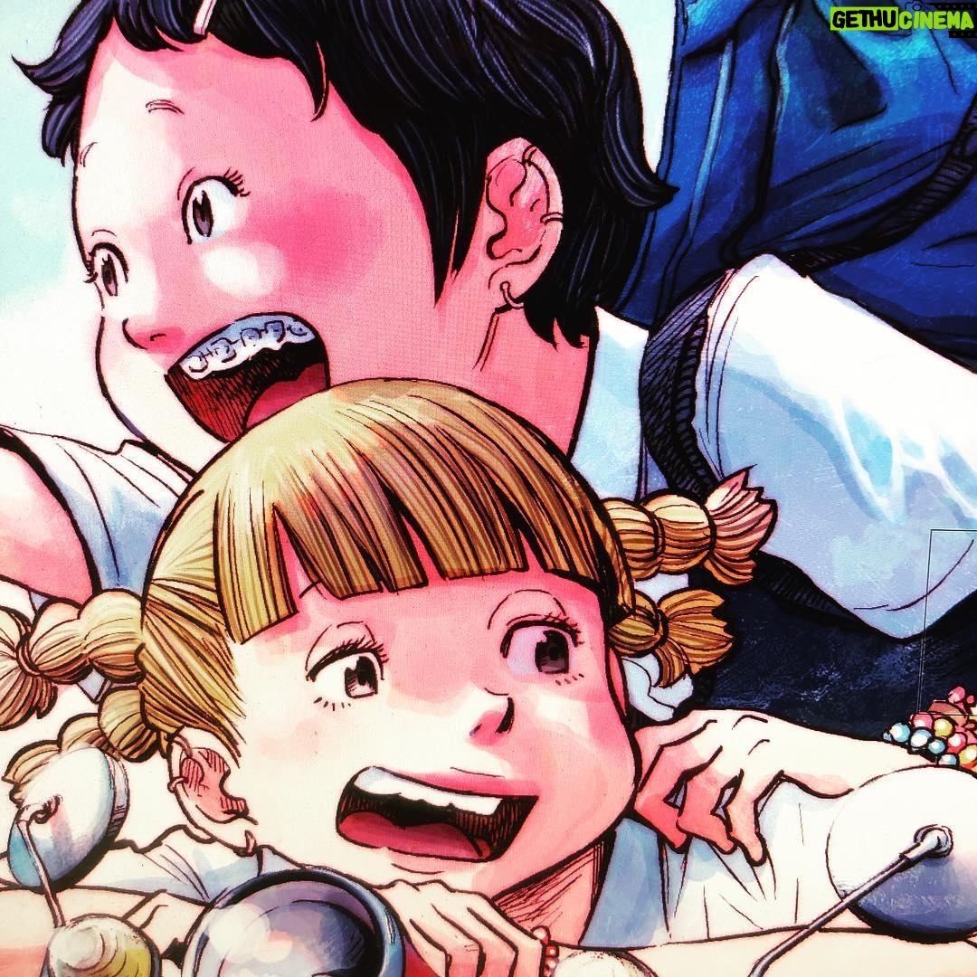 Inio Asano - 7.1K Likes - 読み切り用のイラスト。ルーズソックスの女子高生なんて描くの何年振りだろう。