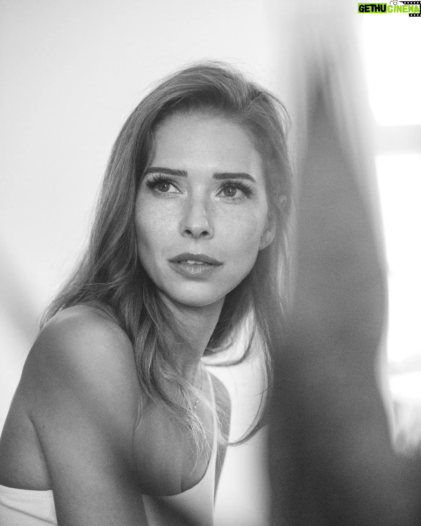 Inna Bakelman - 488 Likes - פורטרט של סוף 32