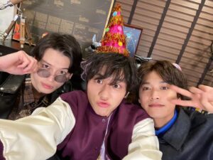 Inoue Sora Instagram - ・
『#ガチ恋粘着獣 』
最終回、ありがとうございました！！

終わってしまいました。。
この作品を通して思うことはたくさんありました。笑
皆さんはどうでした？笑

スバルはとっても愛らしいキャラクターで、僕は更生していく姿を演じるのがとても楽しかったし、そんなスバルが好きでした。
これからもクールだけどおちゃめで、みんなに愛されるキャラクターであってほしいな。

そして幸輝、大輝と #コズミック ができて良かった🥲
この2人だからこそコズミックのあの空気感が作れたんだなって思います。

本当に素敵な作品に出会いました！
最後までありがとうございました☺️🙇🏻‍♂️
@gachikoi_drama