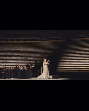Ioanna Gika Instagram - It was such a pleasure to perform with Oliver Coates for the @dior 2022 cruise presentation in Athens, Greece. A few short months ago I put a song of his on a playlist, not knowing that soon after we would be joining forces. 

Oliver and the City of Athens Symphony Orchestra @opanda.gr breathed life into my album Thalassa (5 songs of the night, one of which was new!) in a way that moved me very deeply. The order of my songs was Thalassa, a new song, Swan, Messenger, Roseate, as the beautiful creations of @mariagraziachiuri made their way around the stadium.

Many thanks to @ollycoates for working with me, conducting, playing the cello with great intuition, and beautifully presenting his material, as well as Arca’s, and to @michelgaubert and @theeryanaguilar for music supervision, and Ryan for the 📷.

Full music show credits in my earlier post, but thank you also to Leo Ross for being a great talent, Alain for sonic majesty, City of Athens Symphony Orchestra @opanda.gr , @timothywilliamsofficial for his lightning speed arrangements, @mattcohenmusic for notations and assistance, @chriselmsmusic for many strengths, and everyone who made this possible. As a special bonus, I went to the oracle and put a curse on all your enemies. Love u!!