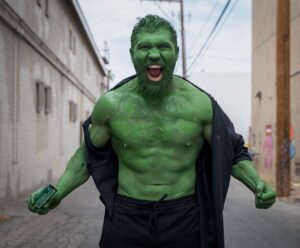 Ion Cuțelaba Instagram - 🚨 HULK SIZE GIVEAWAY 🚨 
Win 2 boxes of Green Super Protein bars by @nectisnourishment!
3 Simple Steps to Enter:
✅ Like this post
✅ Follow @NectisNourishment
✅ Tag 3 people in the comments section that need green super powers!
📌 "Shipping within the USA only"

🧪💪🏼We will choose the winner randomly on Sunday.