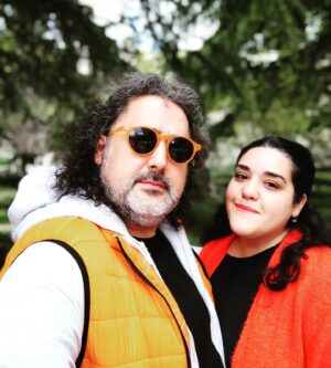 İpek Ayaz Kortunç Instagram - Ah görmeyince göresim görünce bi tane vurasım geldiği adam ah...
🧿💜🧡