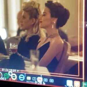 İpek Çiçek Instagram - Wrap the Pera 🎞