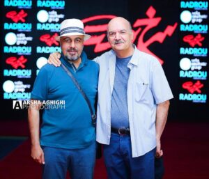 Iraj Tahmasb Instagram - اکران خصوصی فیلم سرخ پوست

عکس: آرشا عقیقی