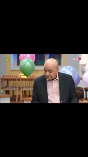 Iraj Tahmasb Instagram - مجموعه مهمانی
 پنجشنبه ها و جمعه ها ساعت  ۲۱ از شبکه نسیم پخش می‌شود.
تکرار هر قسمت ساعت ۱/۳۰ بامداد ، ۹ صبح و ۱۵ ظهر می‌باشد.