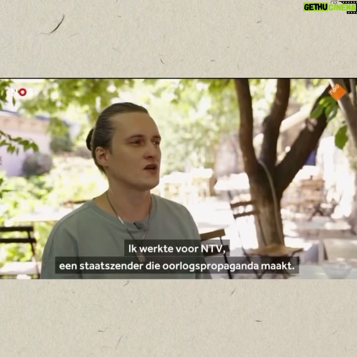 Iris de Graaf - 2.7K Likes - (Work) life lately š¤ voor het eerst in 18 maanden is
het ārustigerā qua nieuws uit Rusland. Dat is gek - er is
natuurlijk nog steeds elke dag oorlog om ons heen - maar het
geeft ook ruimte. Vooral wanneer het leven privĆ© extra turbulent is. Ik probeer nog steeds mān weg te vinden in Nederland, maar het is fijn om weer in Amsterdam te wonen al is het nog op tijdelijke plekken, (mentale) ruimte te hebben voor mooie andere werkdingen Ć©n mijn lieve mensen weer in de buurt & om me heen te hebben ⨠#transitionseason