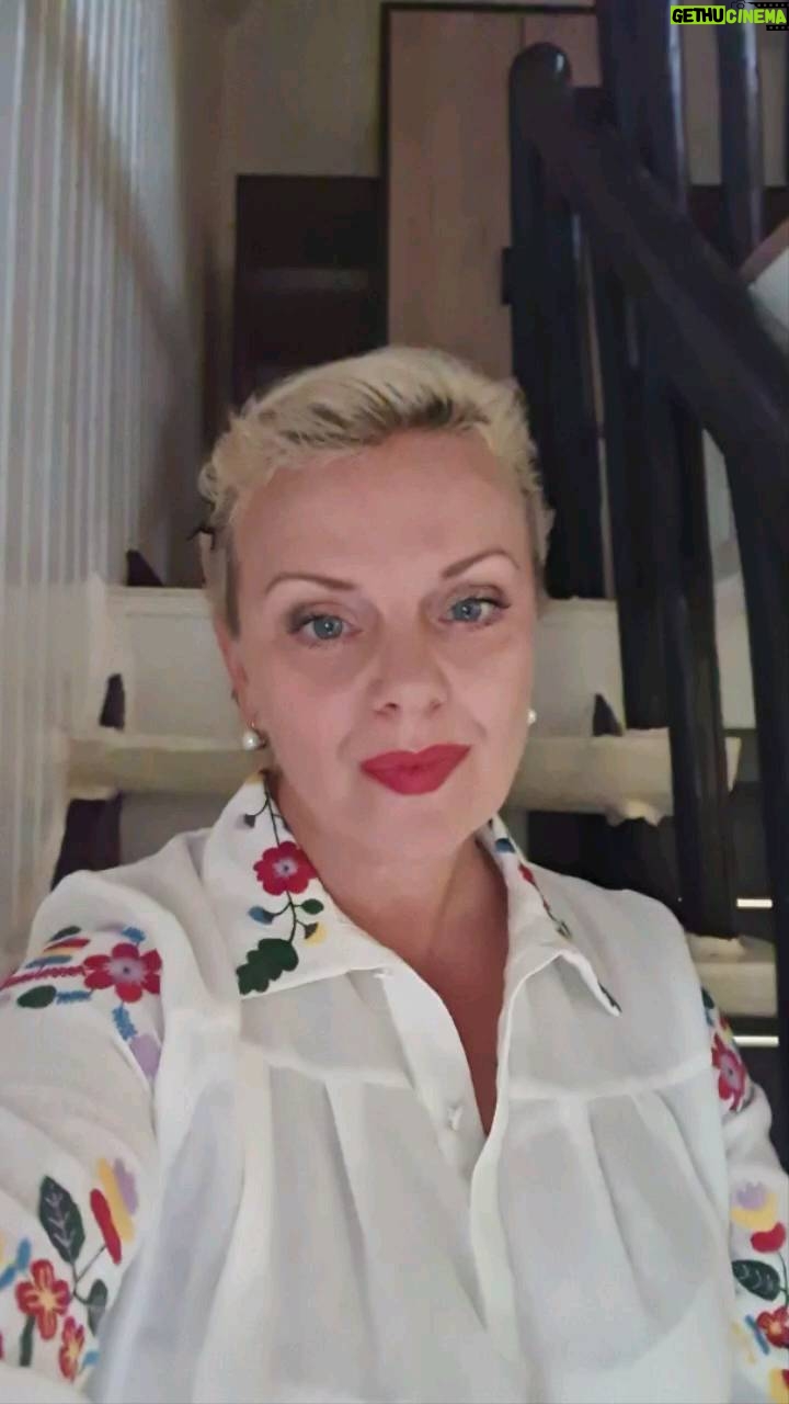 Irma Vitovska - 4.3K Likes -