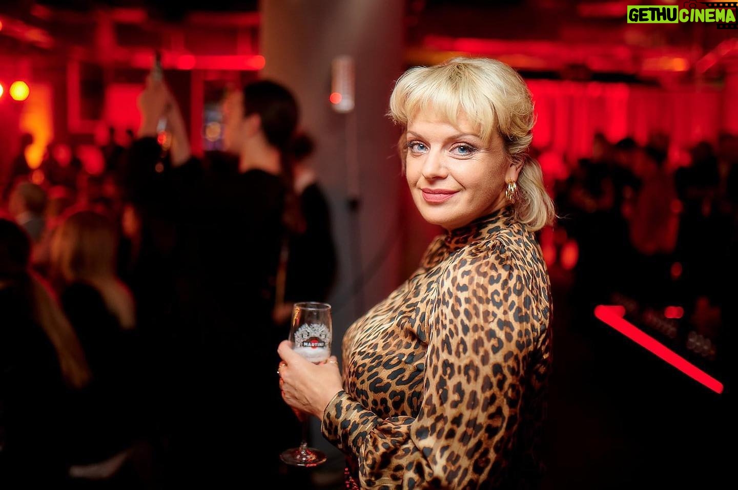 Irma Vitovska - 2.1K Likes -