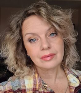 Actress Irma Vitovska HD Instagram Photos and Wallpapers May 2024
