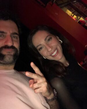 Iro Pektesi Instagram - Σας ευχαριστώ πολύ για τις ευχές σας ♥️
Μας εύχομαι και εγώ  να έχουμε αγάπη πολλή γύρω μας και μέσα μας.
Και κάθε χρόνος που περνάει να μας φέρνει πιο κοντά σε αυτά για τα οποία προοριζόμαστε και αξίζουμε.
#friendsisfamily
