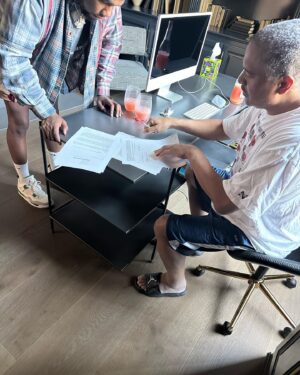 Irv Gotti Instagram - Yesss. It’s official. @jazzlazr signed to @murderincrecords 1st single is DRIVE SLOW. Off that We Made It sin America Movie Soundtrack. Got a lot of amazing music coming your way. So I hope y’all ready for great music again. Let’s gooo! #jazzlazr #itsmurda