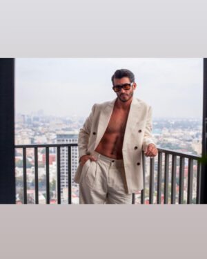 Irving Peña Instagram - 😎