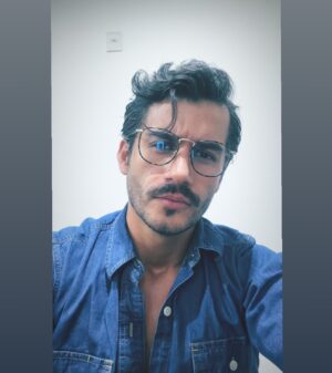 Irving Peña Instagram - 🤓🤓