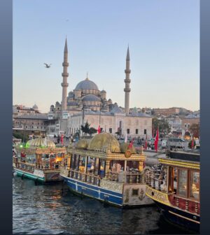 Irving Peña Instagram - Turkia 🇹🇷🇹🇷🇹🇷🇹🇷😍😍