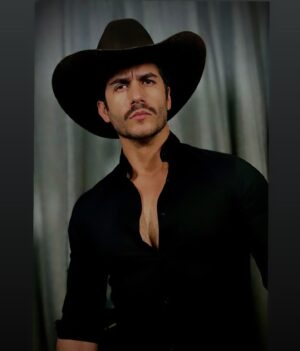 Irving Peña Instagram - 