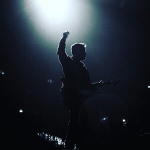 Isaac Hanson Instagram - I am fired up for another show with @busted tonight in #aberdeen.

#hanson #busted #live