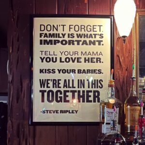 Isaac Hanson Instagram - Yes!!! We miss you Uncle Steve!

#tulsa #tulsamusic @tractorsmusic #steveripley #wisdom
