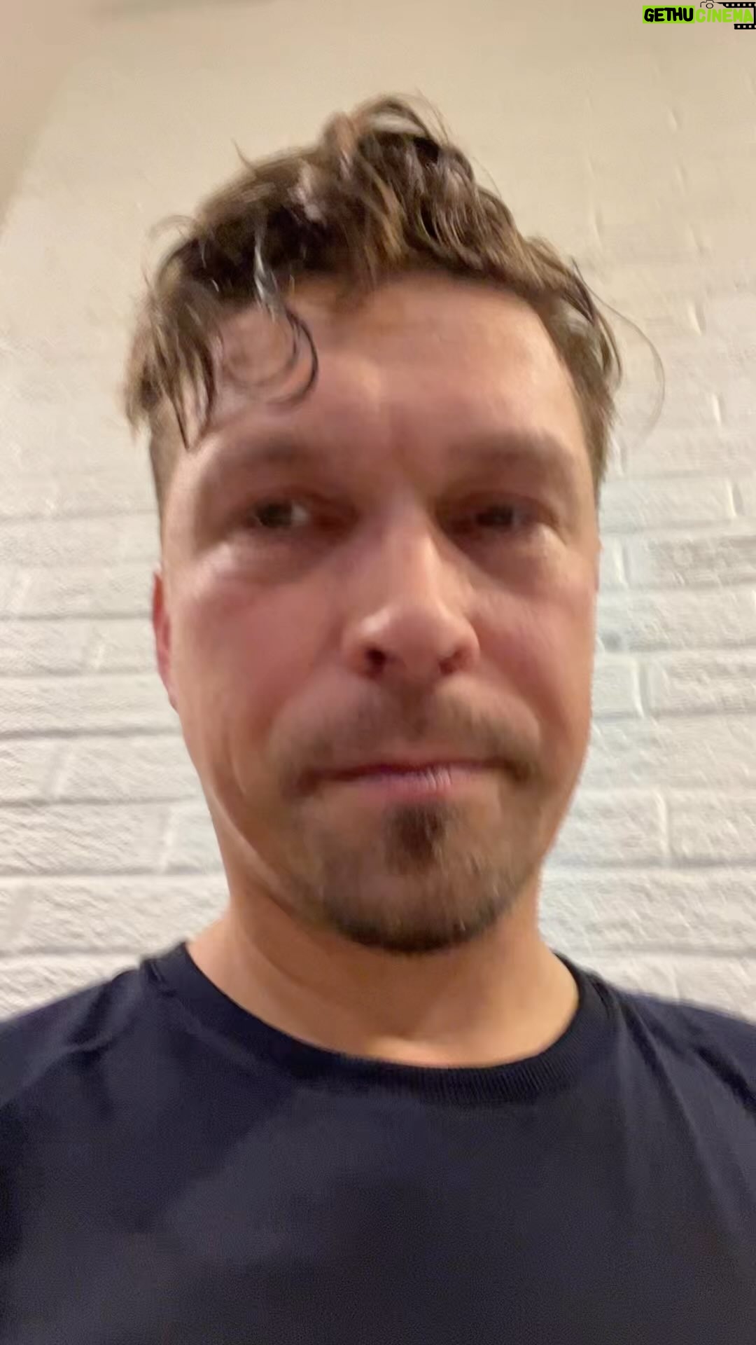 Isaac Hanson - 6.4K Likes - An absolutely overwhelming day was completely turned around by a good habit… A painful one but a good one. #exercise, it literally saved my sanity today. It was the only thing I could do to get out of my head, to help my brain to focus, to get my heart in the right place… I had to push myself, I had to get out of my head and into my body.
I cannot recommend this enough to you. Exercise is the best medicine for your psychological and emotional health. If you are overwhelmed, get out there and run, walk, lift weights, anything that will get the blood flowing and put your body into a state of challenge… It will focus your mind and it will help you.
exercise saved my life today!
#stress #stressmanagement #Anxiety #mentalhealth #selflove #selfcare #selfhelp #workout #motivation