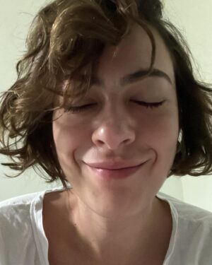 Isabel Wilker Instagram - 39 (🫨) - hoje a vista tá boa daqui 🎉