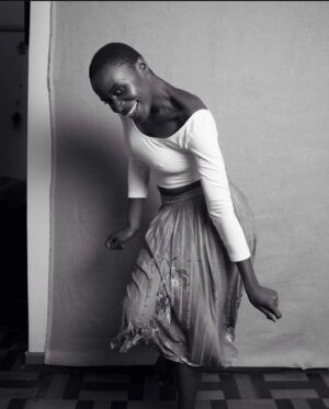 Isabél Zuaa Instagram - #tbt 
Com figurino do meu amor @poseativa 
Make @paulakadija 
Foto @brenoturnes 

#careca #pb #blackandwhite  #bw