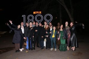 Isabella Wei Instagram - @netflix1899 premiere last night ❣️what a dream come true. so thankful to this beautiful cast, the beautiful crew, and the netflix team who made this all possible!

@baranboodar @jantjefriese are geniuses. i can’t wait for the world to watch this show 🪐✨

Dress: @_sau_lee_ 
HMU: @philippverheyen 
Shoes: @jimmychoo 
Jewelry: @cartier 

1899 COMING NOVEMBER 17 only on @netflix ❤️