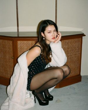 Isabella Wei Instagram - BTS🧖‍♀️🍭👛👛👯‍♀️🦋
#黑月
