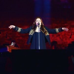 Isabelle Boulay Instagram - Bonne Fête à toutes les québécoises et les québécois de souche, d’âme et de cœur! 
Je vous étreins, Isabelle 
💙