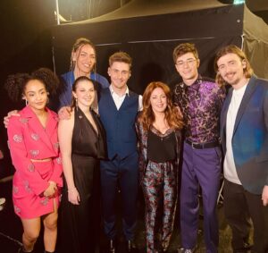 Isabelle Boulay Instagram - Souvenirs de mon passage à @staracademytf1 en France.
BRAVO aux académiciens 🥳 et ,en particulier,  à Axel qui a été plus grand que nature dans son interprétation de « Parle-moi »! 🧚🏼‍♀️
📸: @patricepiau