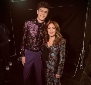 Isabelle Boulay Instagram - Souvenirs de mon passage à @staracademytf1 en France.
BRAVO aux académiciens 🥳 et ,en particulier,  à Axel qui a été plus grand que nature dans son interprétation de « Parle-moi »! 🧚🏼‍♀️
📸: @patricepiau