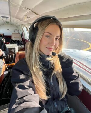 Isabelle Labrecque Instagram - no off days