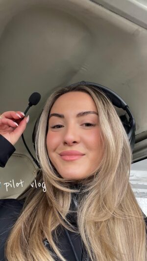 Isabelle Labrecque Instagram - 