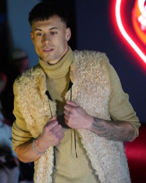 Isaiah Campbell Instagram - NYE RUNWAY 🍦

Another walk for @loveforupcycling thank you 🙏 
Designer- @josealexzander the 🐐