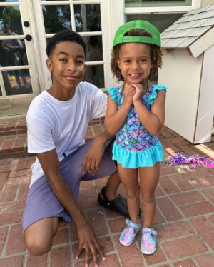 Isaiah Russell-Bailey Instagram - Dump

Training
Basketball
Crashing Chris Brown’s Rehearsal
Uncle Duty
