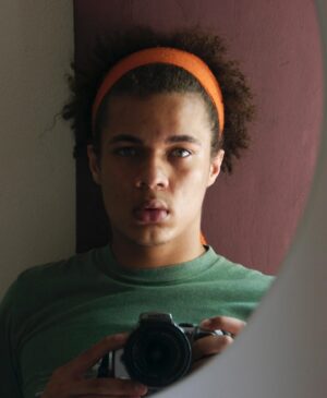 Ismael Cruz Cordova Instagram - ICC<—16yrs—>ICC
•
•
•
•
•
•
•
•
•

#arondir #ismaelf #elves #boricua #afro #afrolatinx