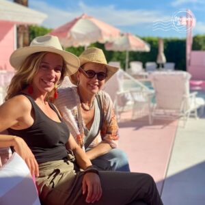 Ismaël Khelifa Instagram - Merci d'avoir été aussi nombreux à regarder ces Echappées Belles inédites en #Californie avec @so_jovillard  sur France 5.

Pour revoir ces #EchappéesBelles sur @france.tv ➡️ bit.ly/EchappeesBellesReplay

@Bo Travail  @jycauchard  @Noëmie Beillon  Greg Cook-Garlatti  @Sophie Vernet Julien Roussel Renard 

Voici nos bonnes adresses : 

OBTENIR TOUTES LES INFORMATIONS NÉCESSAIRES À UN SÉJOUR EN CALIFORNIE
https://www.visitcalifornia.com/fr/
@visitcalifornia 
#YesVisitCalifornia 

DÉCOUVRIR LE MEILLEUR DE LOS ANGELES
https://www.discoverlosangeles.com/fr/accueil
@discoverla 

SANTA MONICA : 
https://www.santamonica.com/
@seesantamonica - #SeeSantaMonica

FAIRE DU VÉLO À SANTA MONICA & VENICE
The Bike Center
Santa Monica 1555 2nd Street, Suite A Santa Monica, CA 90401
 1 (310) 576-0934
@thebikecenterla 

VISITER UCLA
https://www.ucla.edu/
@ucla 
 

VALLEE DE TEMECULA 
https://www.visittemeculavalley.com/
@visittemecula - #VisitTemecula #LiveGlassFull

PASSER UNE NUIT AU COEUR DES VIGNOBLES : 
Hotel South Coast Winery Resort & Spa 
@southcoastwineryca 

VISITER SAN DIEGO ET SA RÉGION:
https://www.sandiego.org/plan/international-travelers/france.aspx
@visitsandiego  #VisitSD

LAURIE 
@laurieencalifornie 
 
A LA DECOUVERTE DE PALM SPRING ET SES DESERTS: 
https://www.visitgreaterpalmsprings.com/
@visitgreaterps 
 
RESERVER AU TRIXIE MOTEL À PALM SPRINGS
210 W Stevens Rd, Palm Springs, CA 92262
https://trixiemotel.com/
@trixiemotel 

TRAVAIL DE MAX REED III
@maxreediii 
 @laserlightcannon 

ACTIVITÉS DE PAULINE SALA, Skateuse
@myworldaspauline 
Tik Tok : @myworldaspauline_

ACTIVITÉS DE “TUMA”
@tuma_nation 

HISTOIRE DE VENICE
@veniceheritage 
@the_venice_brand 

VENICE 
@thebutchersdaughter_official 

Mel's Drive-in
@melsdrivein 

TACOS 
www.las-cuatro-milpas.com
@kikos_place 
@lola55_sandiego 
@tacoselgalloca  ou @tacoselgallotj (à Tijuana)

Doffo Winery
@doffowinery 
 
SLOMO À SAN DIEGO
@slomosandiego 
 
BALBOA PARK À SAN DIEGO
https://balboapark.org/

Plus de bons plans sur notre page Facebook !