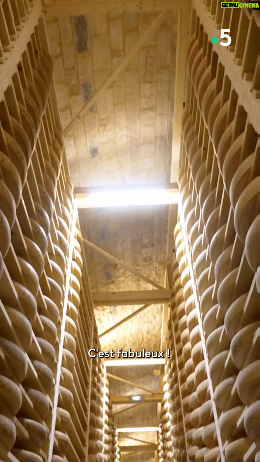 Ismaël Khelifa - 2.3K Likes - Cave de 180 000 #comtés... dégustation pour @jeromepitorinoff dans ces Echappées Belles inédites au #Jura. Rendez-vous samedi à 21h sur France 5.
Pour (re)voir ces #EchappéesBelles sur @france.tv ➡️ bit.ly/EchappeesBellesReplay
@bo_travail @jycauchard Noëmie Beillon @cookgregjames @myaurel76 Julien Sterle