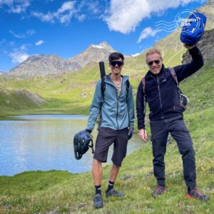 Ismaël Khelifa Instagram - Merci d'avoir été si nombreux à suivre @jeromepitorinoff  dans ses Echappées Belles inédites en #Suisse hier soir sur @france5 .

Retrouvez #EchappéesBelles sur @france.tv ➡ http://bit.ly/EchappeesBellesReplay

@bo_travail  @mathieudespiau  #CecileFoucher #PatrickLefrere Morgane Belloir  @aurorechauvry 

Voici nos bons plans : 
Obtenir toutes les informations nécessaires pour organiser un séjour en Suisse : 
https://www.myswitzerland.com/fr-fr/
@myswitzerlandfr 

ACHETER DU FROMAGE A VERBIER: 
WWW.LAITERIE-VERBIER.CH

RESTAURANT DU CHAMPION DE SKI ROLAND COLLOMBIN : 
@lastreif 

BASILIQUE DE VALÈRE SION : 
https://www.musees-valais.ch/musee-histoire/presentation.html 

LES VINS DU DOMAINE DU MONTDOR: 
@domainedumontdor 

CUISINE DU CHEF ETOILE DAMIEN GERMANIER:
@damien.germanier 

OUVRIR L’ART DE L’ARTISTE #JASM1:
@artvalais 

GUIDE DE HAUTE MONTAGNE CAROLINE NORTH
@caronorthofficial 

SUIVRE LES AVENTURES DE PÊCHE ET DE SPORT DE CHRISTOPHE ROUX
chrisroux83

LA SELLERIE DE MARTIGNY:
@sellerie_du_catogne 

SE RESTAURER EN MONTAGNE
@cabanedechanrion 

AVENTURES DE LUDO MAY:
 @ludo_may 
Youtube: @ludomay8686

VÉLO À VERBIER : 
@medransports 

FÊTE DES FIFRES ET TAMBOURS DE SAINT LUC:
https://www.ftst-luc.com/

RANDONNÉE EN YAKS:
https://alpiyaks.ch/

FROMAGE AOP SUISSE : 
@vallee_du_trient 

Gîte typique « un magnifique Mayen » @lamonta.ch 

Cabinet d’architecte Cheseaurey : https://cheseauxrey.ch/ 

Les œuvres et films expérimentaux de l’artiste Bernard GARO : www.bernardgaro.com 

Dreamstrekking avec des chèvres : @isalinewyssenbach 

Colonies de vacances scientifiques : http://www.osi-ngo.org/ 

Hôtel restaurant de la grande Dixence : @hoteldubarrage 

Cours de surf et bord de piscine à vagues @alaia.bay 

Vins Provins @provinsvalais 

Vin bio Suisse du Valais : www.didierjoris.ch

Brasserie lounge B64 à Sion : @b64sion

Table Evolène: www.lerefuge.ch

Boucherie de la Vallée : www.boucherie-delavallee.ch

Hôtel restaurant le BELALP : www.hotel-belalp.ch