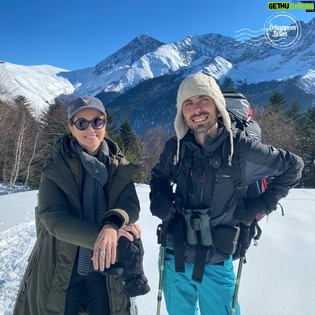 Ismaël Khelifa - 1.8K Likes - Merci d'avoir été si nombreux à suivre sur @france5 hier soir la rediffusion de ces Echappées Belles avec @so_jovillard dans les Hautes Pyrenées.
Pour (re)voir ces #EchappéesBelles sur @france.tv ➡️ bit.ly/EchappeesBellesReplay
Bravo aux équipes :
@bo_travail @fred.mianne @insta.lem @sven.etcheverry @myaurel76 #QuentinCoulon #AntoineFresse
Voici nos bons plans :
@hautespyrenees
https://www.tourisme-hautes-pyrenees.com/
@lagoped
https://lagoped.com/
@sorelfootwear
https://www.sorelfootwear.fr/
Faire une halte à Lespone
Auberge Chez Gabrielle - Vallée de Lesponne
Balade en chiens de traineau
Frédéric Desbree
@appelsauvage.mushing
https://appel-sauvage.com/
Chez Louisette - Auberge du Lienz
www.chezlouisettebareges.com
Fabrique de laine La Carde
www.lacarde-pyrenees.fr
Dormir à Esquièze-Serre
Hôtel-Restaurant Le Terminus
https://www.hotel-terminus-esquieze-sere.com/
Dormir à Bagnères-de-Bigorre
@carre_py_hotel
https://www.carrepy.com/
@aubergedesaryelets
Dormir à Maubourguet
La Villa Imaginaire
@asteridessacca
Dormir à Arreau :
Hôtel d'Angleterre & Restaurant
@hotelrestaurantlescimes
Acheter les origamis réalisés par Jonathan
@jonathanrebouillat
Participer à un atelier Yoga ou Vannerie avec Sandy
@detoursauvage.yoga
Cascade de glace avec Walfroy CONSTANT 06 62 68 98 67
Randonner en raquettes avec Joël CASTERAN @acumpanyat
https://acumpanyat.com/
Yoga avec Aurélie PEYNOT
@seemoonyoga
Bière bio de Benjamin AMIOT
brasserie2831@yahoo.com
Auberge des ARYELETS - @aubergedesaryelets
https://www.aubergedesaryelets.com/
Partir en balade et s’émerveiller avec Manon LUNEAU
lacacteequicaquette@gmail.com
https://www.lacacteequicaquette.com/
Chambre d’abeilles et déguster du miel chez BALLOT-FLURIN
@ballot_flurin
https://www.ballot-flurin.com/
Instrument de musique traditionnelle à Régis LATAPIE
https://flabuta.fr/
Soin aux thermes ludiques de Bagnères de Bigorre
@aquensis
https://www.aquensis.fr
Soin aux Cieléo Thermes de Barèges
http://www.thermes-bareges.com/