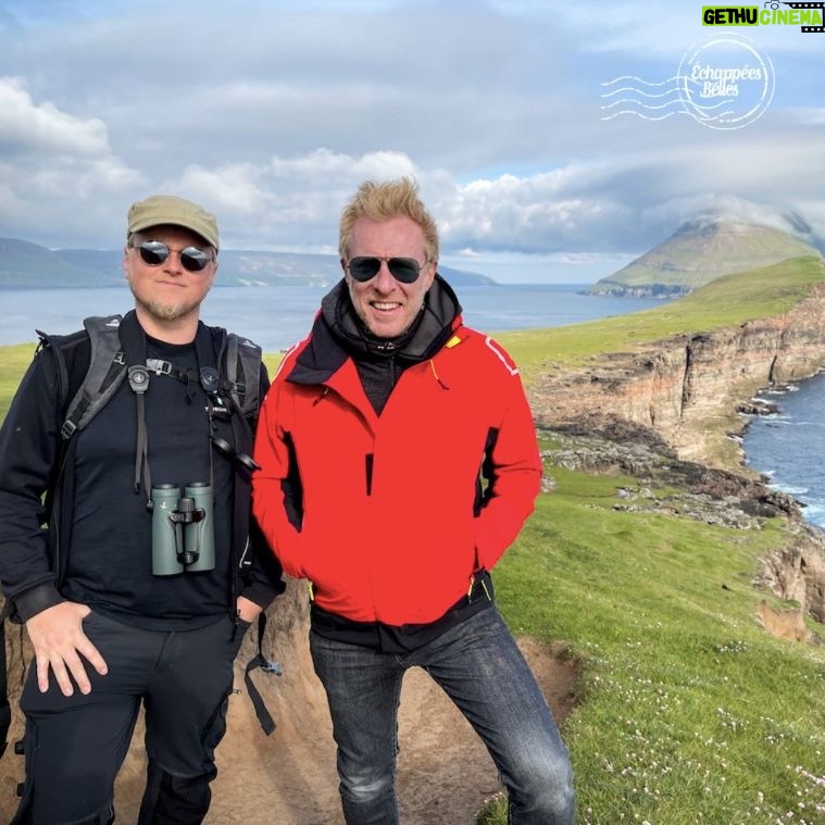Ismaël Khelifa - 2.1K Likes - Merci d'avoir regardé ces Echappées Belles aux #ilesferoe avec @jeromepitorinoff hier soir sur @france5 .
Pour revoir l'émission #EchappéesBelles, c'est sur @france.tv ➡ bit.ly/EchappeesBellesReplay
Bravo aux équipes : @bo_travail @vincent.chaffard @jmarcchauvet @anne.duchene_ @yannmanier @hentzeelin
Voici nos bonnes adresses :
Faire du kayak sur le lac Leitisvatn :
Vága kajak
Découvrir les îles Féroé en hélicoptère à un prix très accessible
@atlanticairways
https://www.atlanticairways.com/en/helicopter
Séjourner sur l’île isolée de Stora Dimun et participer à la vie de la ferme.
Stóra Dímun - Dímunargarður
http://storadimun.fo/Default.aspx?ID=7
dimun@olivant.fo
Déguster la cuisine traditionnelle Ferroïenne
@raestrestaurant
https://raest.fo/raest/#menu
Découvrir l’esprit du « Heimablidni » et la convivialité Féroïenne :
@heimablidnihjaonnuogola
Oli et Anna Rubeksen
https://heimablidni.fo
Acheter les posters, tee-shirts et mugs d’Harriet Olafsdóttir :
@byolafsdottir
https://byolafsdottir.com
Pour découvrir les photographies de Lucas et Ophélie :
Lucas FRAYSSINET
@lucas_images
Ophélie GIRALT
@hydase
Pour goûter à la cuisine traditionnelle féroïenne et notamment à la nourriture fermentée :
@aarstova.restaurant
1 Gongin, Tórshavn 100, Îles Féroé
298 333000
https://aarstova.fo/aarstova/
Pour découvrir l’île de Kalsoy avec Jóhannus :
visitkallur@gmail.com