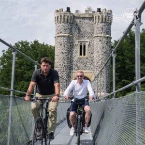 Ismaël Khelifa Instagram - Merci d'avoir été si nombreux à suivre @jeromepitorinoff  dans ses Echappées Belles en #Ardèche hier soir sur @france5 .

Retrouvez #EchappéesBelles sur @france.tv ➡ http://bit.ly/EchappeesBellesReplay

Merci aux équipes : @bo_travail @elmenhir  @camilledebrev  #GéraudCombelles @lorisquinto @mcfourn  #anajimenez 

Voici nos bons plans : 

Préparer son séjour en Ardèche : https://www.ardeche-guide.com/
@ardechetourisme 

Epicerie au Fournil à Rocles 
@lepicerieaufournil

Dormir à Vesseaux :
Mas de Saribou - https://masdesaribou.fr/
@mas_de_saribou 

Pratiquer la slackline :
@ardecheslackline 
https://ardecheslackline.com/

Descendre en rappel à l’Aven d’Orgnac :
Stéphane Tocino et Brice Chiron
https://www.orgnac.com/

Se restaurer et dormir à Tournon
La Péniche Slow Food et La Péniche Bed & Bicycle 
@lapenichebb 
@bedandbicycle.lapeniche

Se promener sur Le Rhône et La Saône
Compagnie des Canotiers du Rhône & Saône
https://www.canotiersboatnbike.com/#
@canotiersboatnbike

Visiter un domaine viticole Bio
Domaine Arsac
https://www.domainearsac.com/
@domainearsac 

Via Ferrata au Pont du Diable à Thueyts
https://pontdudiable.com

Agence de voyage
https://planetroadbook.com/

Dormir et se restaurer au bord de la ViaRhôna
@lagaresoyons 

Marta Dervin - Céramiste 
@d_marta79 

Grimper dans les arbres : 
http://accrobranche.org/ 

Musée des papeteries Canson et Montgolfier :
https://musee-papeteries-canson-montgolfier.fr/ 

Camping nature en Ardèche :
https://www.campingdebriange.com/ 

L’Epicéa
@lepiceadesainta 

Restaurant Schaeffer Le Saint Georges
https://www.hotel-schaeffer.com/

Faire une via ferrata avec Vinciane ; 
https://pontdudiable.com/ 

Louer un vélo Carbone Zéro www.carbone-zero.fr

Peniche Noedo 
https://www.lapeniche.biz/

La Gare de Soyons gîte étape 
www.lagaresoyons.fr

Croisière sur le Rhône 
https://www.canotiersboatnbike.com/tournon-sur-rhone/

Visiter le château de Crussol ; 
https://www.chateaudecrussol.com/

Bateliers à Vallon Pont d’Arc ; https://www.pontdarc-ardeche.fr/activite/batelier-du-pont-darc-vallon-pont-darc/

Manger à Aubenas ; Le café du Château 

Logis Hôtel Le Chêne Vert ; https://www.hotellechenevert.com/