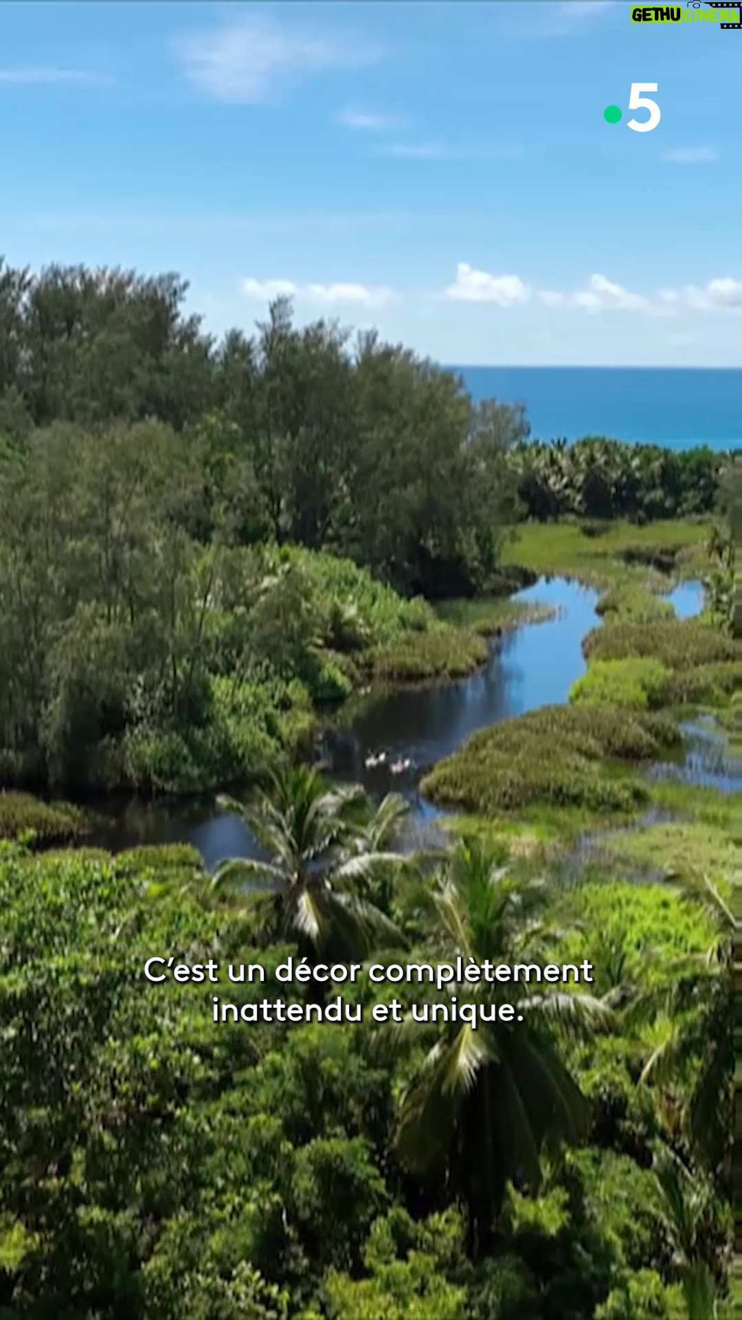Ismaël Khelifa - 2.1K Likes - @jeromepitorinoff nous emmène cette semaine aux #seychelles🌴 pour des Echappées Belles inédites. Rendez-vous samedi soir à 21h sur France 5.
Pour (re)voir ces #EchappéesBelles sur @france.tv ➡️ bit.ly/EchappeesBellesReplay
@bo_travail @vincent.chaffard @insta.lem @micheladamik @clairedebuyser Agnes Vanhems