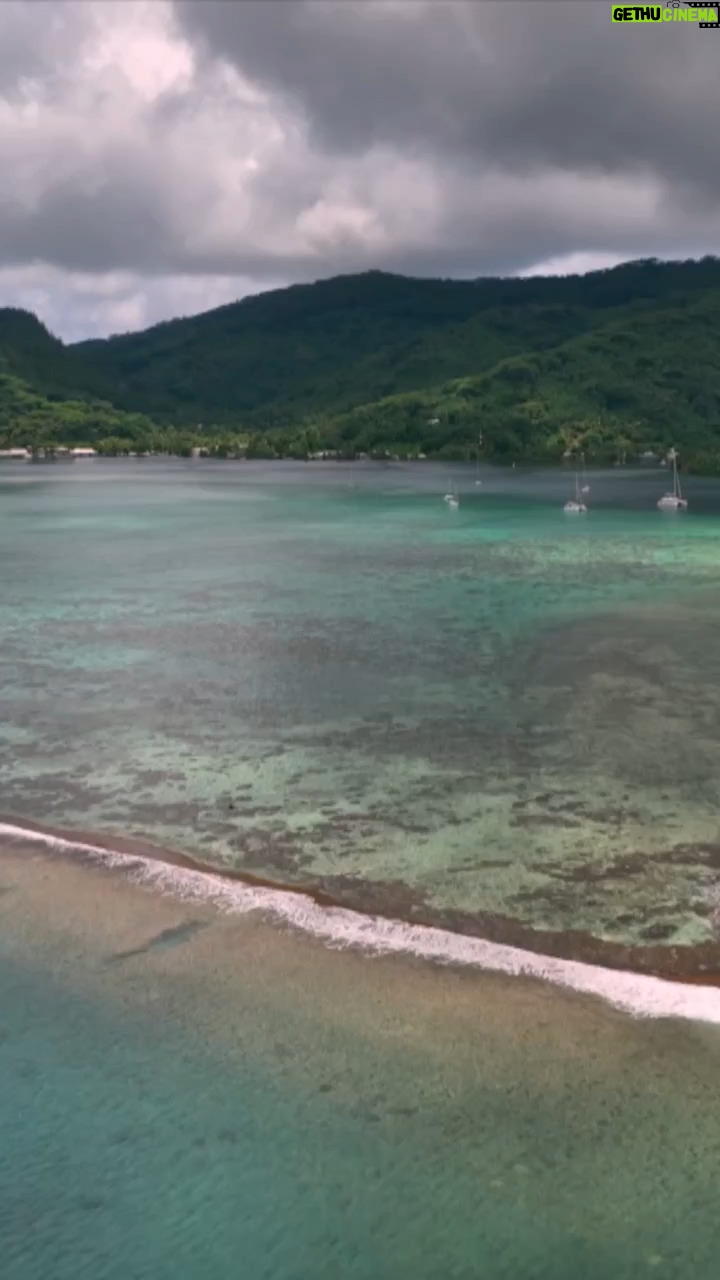 Ismaël Khelifa - 2K Likes - La #polynesie de @tiga_sur_insta ! C'est le programme de samedi soir à 21h sur France 5 pour des #EchappéesBelles.
Pour (re)voir ces #EchappéesBelles sur @france.tv ➡️ bit.ly/EchappeesBellesReplay
@bo_travail @dpourageaux #AntoineFresse @maximesouville @jegoodstone