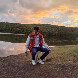 İsmail Hacıoğlu Instagram - Herşeye rağmen🤘
