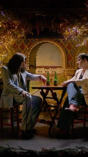 Israel Fernández Instagram - Palmas que narran historias, danzan con emociones y despiertan el alma. ¿Estás listo para sumergirte en el arte de la segunda temporada de Maestros del Tiempo con Palomo Spain y conmigo?

Ya disponible en Movistar Plus  y en la web de Cervezas Alhambra

#CervezasAlhambra #MaestrosDelTiempoT2

@cervezasalhambra