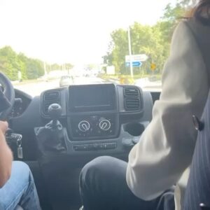 Israel Fernández Instagram - Hoy volvemos a Portugal, donde vivimos una experiencia increible hace un par de semanas en @primavera_sound . Hoy toca el festival @jardinsdomarques en Oeiras. Un flamencoabrazo!