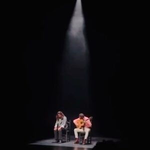 Israel Fernández Instagram - Comparto este detallito personal por seguiriya junto a mi querido y admirado @diegodelmorao Un flamencoabrazo!