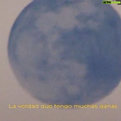 Israel Fernández - 8.4K Likes - Me gustaría compartir esta pieza visual sobre Atochares, el asentamiento del Campo de Níjar (Almería), donde rodamos el vídeo de “Al tercer mundo”. Atochares es un lugar, donde viven personas migrantes en condiciones poco humanas, una de ellas, @noura.elhaimer , nos acerca un poco su historia y la de tantos otros. Ella es una luchadora, una mujer empoderada que vive día a día ayudando a su comunidad. Puro corazón. Gracias a ella y las personas que allí residen, pudimos ponerle imágenes a mi canción.
Esta pieza es obra de otra mujer sensible y con una mirada bonita: @martaorosa
Espero que ayude a sensibilizar sobre algo que tenemos tan cerca, pero que a veces no nos paramos a mirar.
